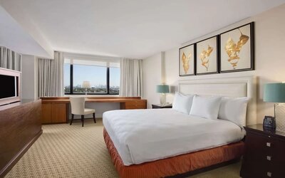 Standard day use room with work desk at Hilton Miami Airport Blue Lagoon.