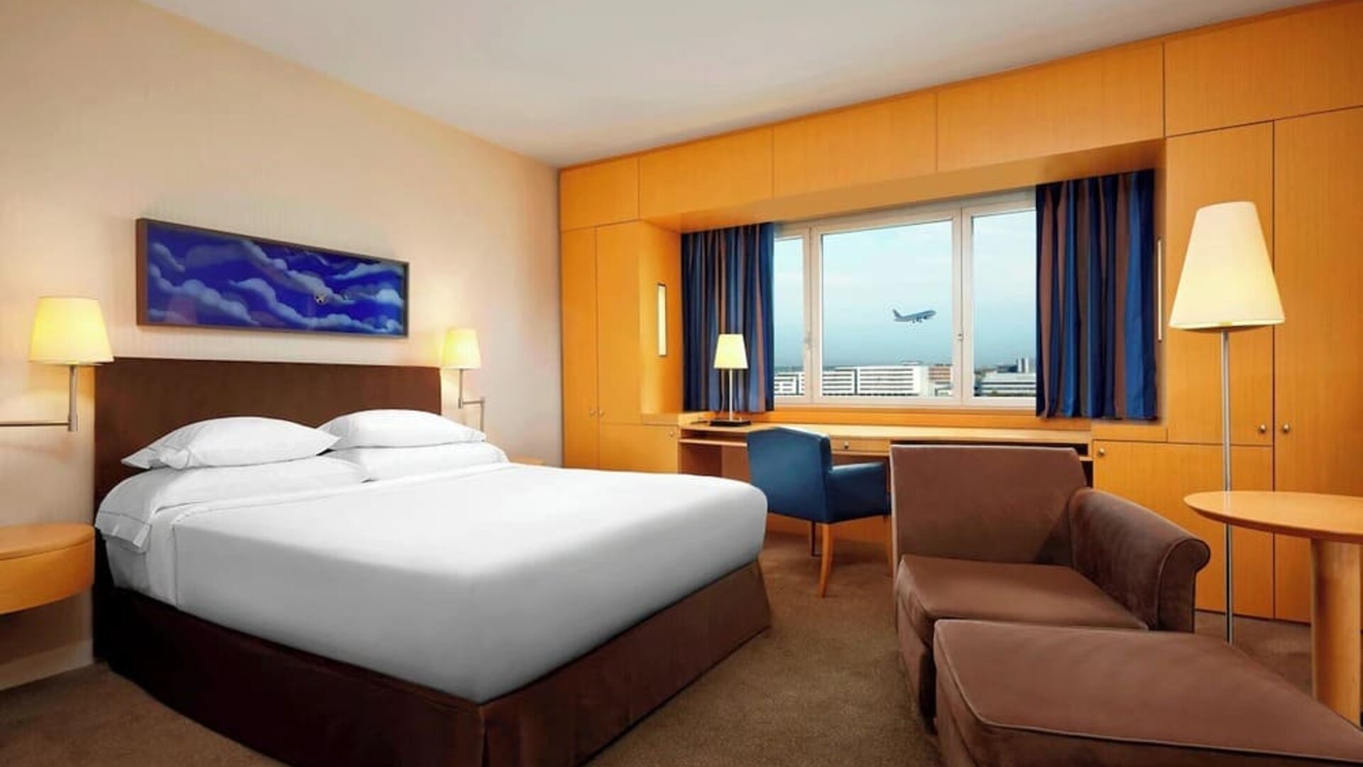 Day use room at Sheraton Paris Charles De Gaulle Airport Hotel.