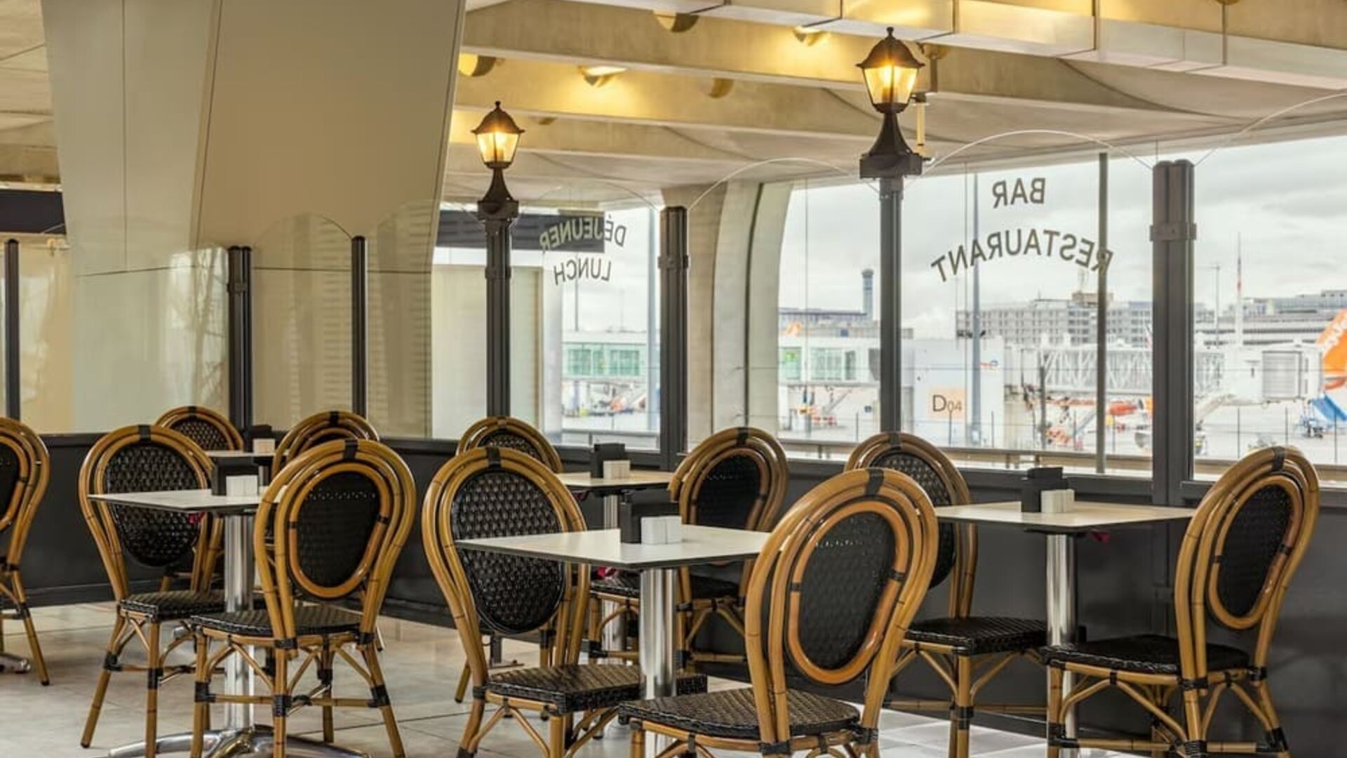 Dining room at Sheraton Paris Charles De Gaulle Airport Hotel.