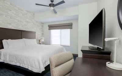 Day use room at Hampton Inn & Suites Denver Tech Center.