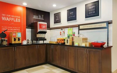 Breakfast area at Hampton Inn & Suites Denver Tech Center.