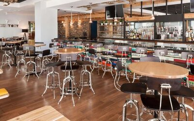 Hotel bar at Hilton Garden Inn Denver Downtown.