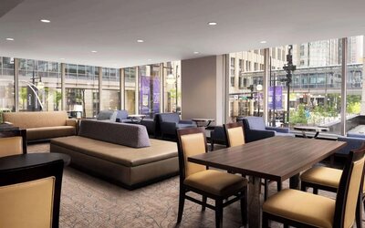 Coworking lounge at Homewood Suites By Hilton Chicago Downtown/Magnificent Mile.
