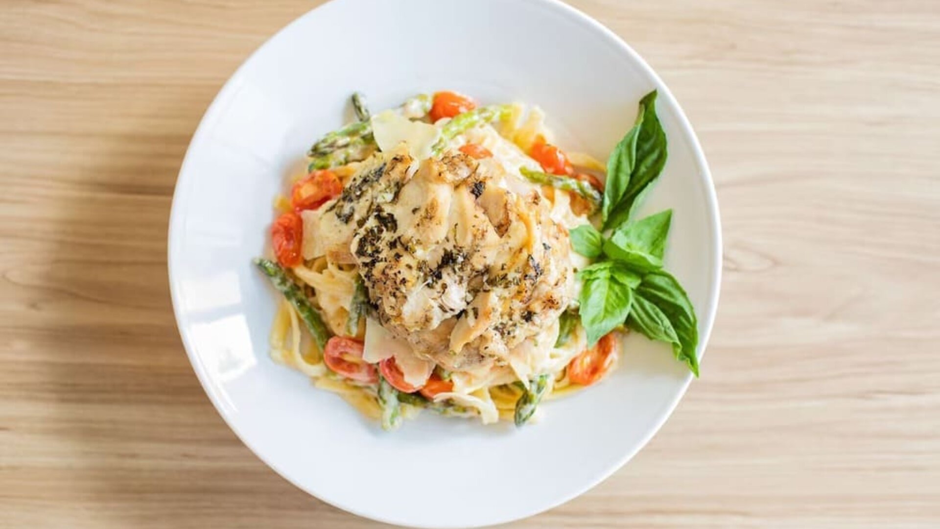 Restaurant available at Embassy Suites By Hilton Oahu Kapolei.