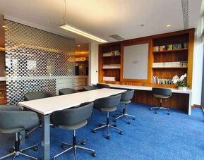 Meeting room at Hampton By Hilton Samsun.