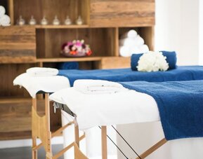 Couple treatment rooms at Splendid Hotel & Spa Nice.