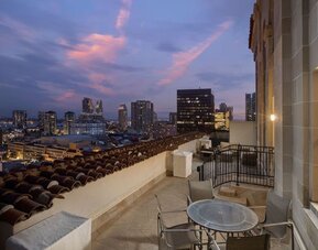Rooftop terrace at Courtyard San Diego Downtown.