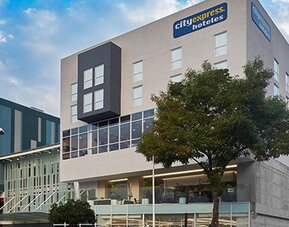 City Express by Marriott Ciudad De México La Raza