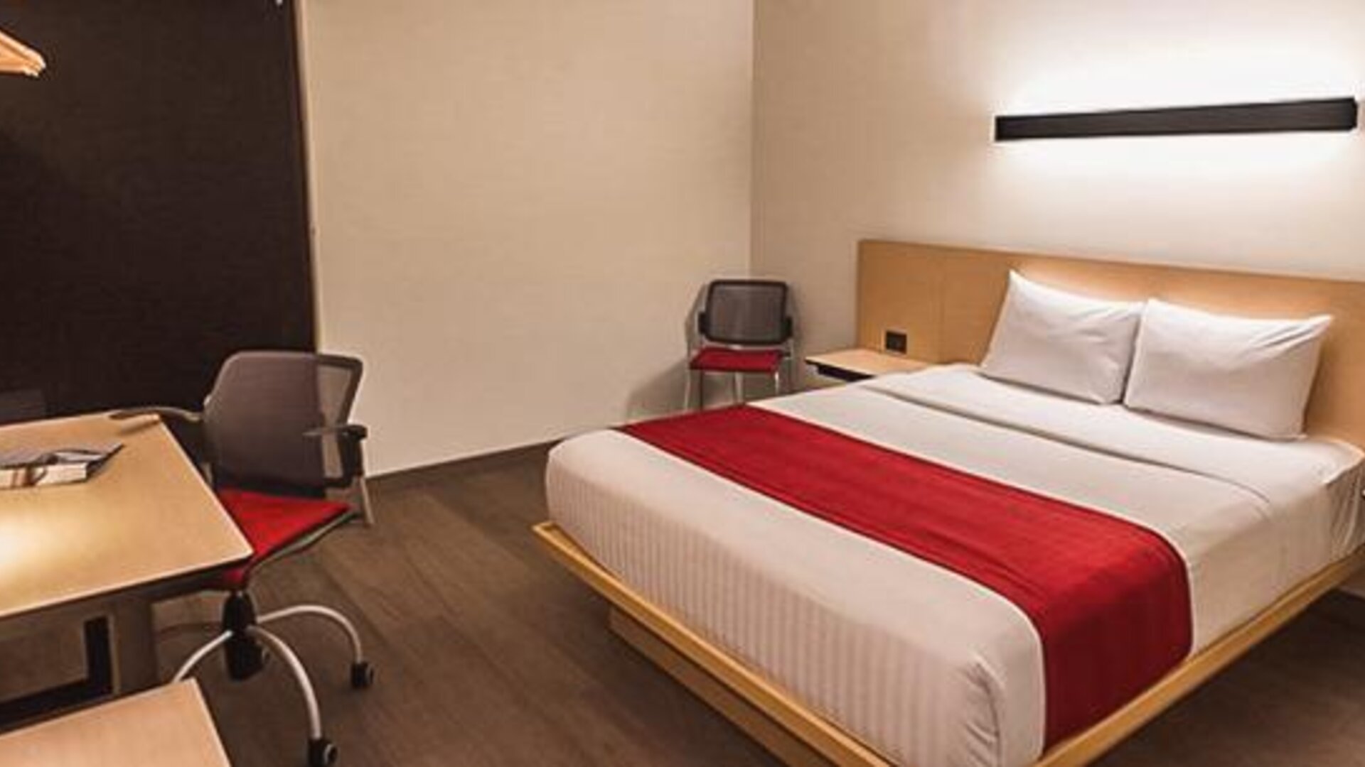 City Express Plus By Marriott Mundo E