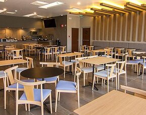 City Express Plus By Marriott Mundo E