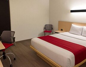 City Express Plus By Marriott Mundo E