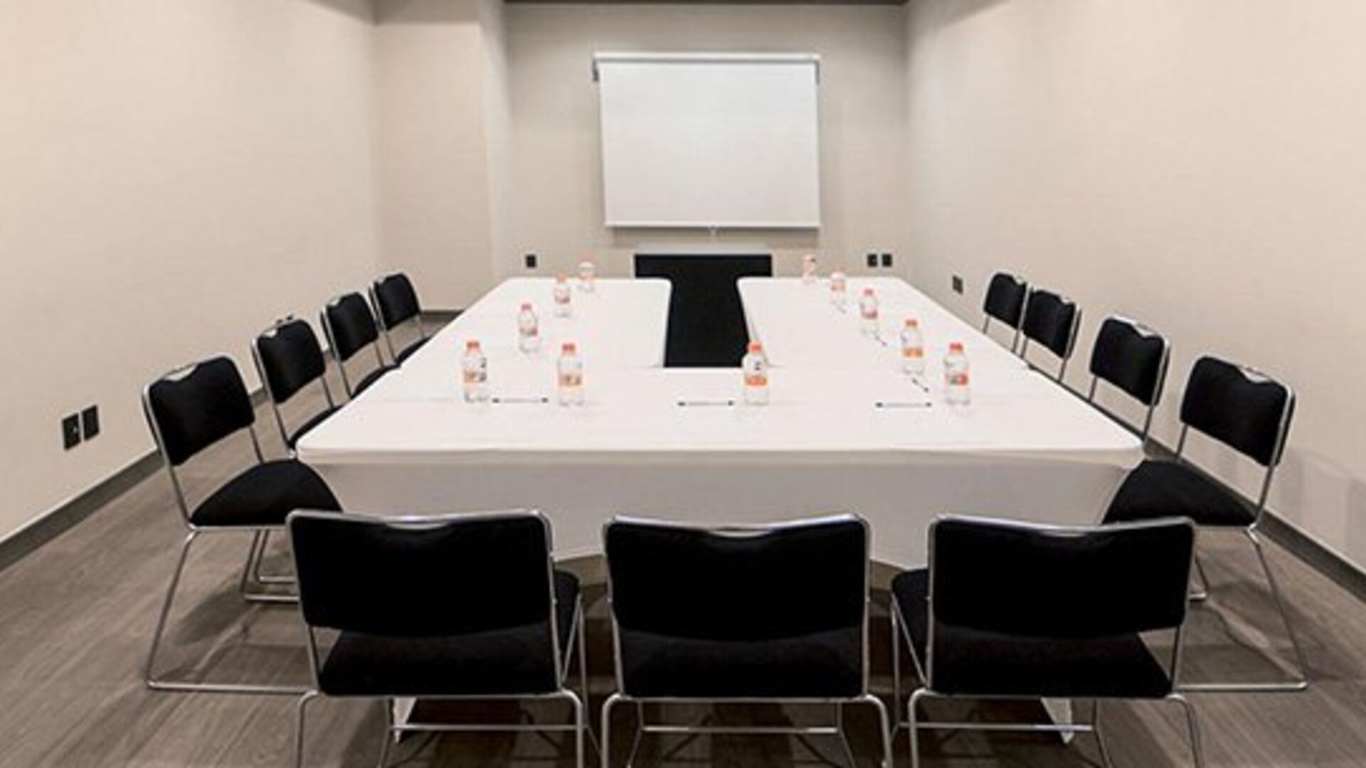 City Express Plus By Marriott Mundo E