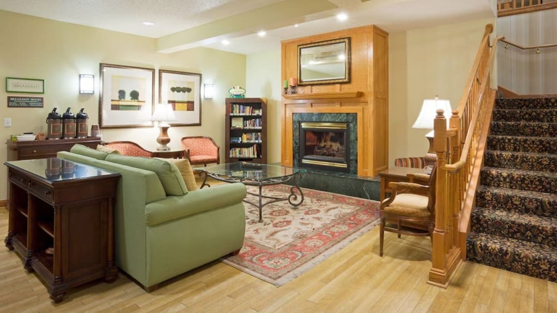 Lobby seating at Country Inn & Suites By Radisson Mankato Hotel.