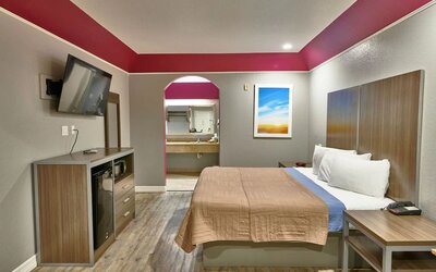 Day use room at Hotel Bliss Kemah Boardwalk.