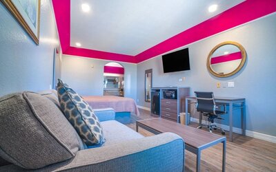 Day use room at Hotel Bliss Kemah Boardwalk.