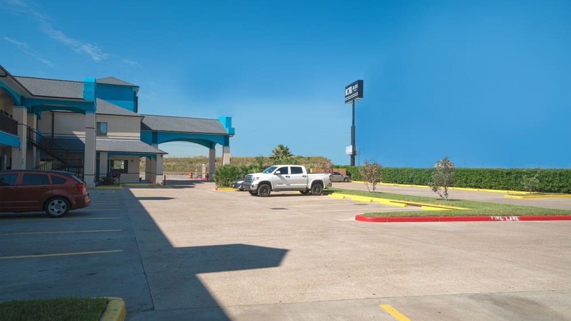 Parking available at Hotel Bliss Kemah Boardwalk.