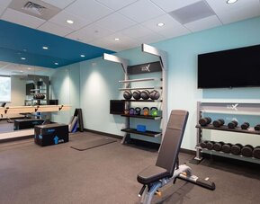 Fitness center at Tru By Hilton Eugene.