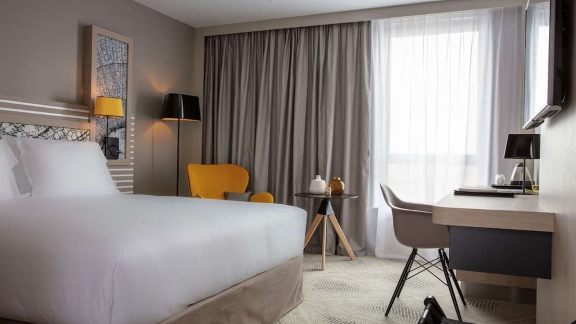 Day use room at Hilton Garden Inn Massy.