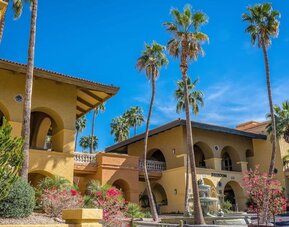 Hotel exterior at Hilton Phoenix Tapatio Cliffs Resort.