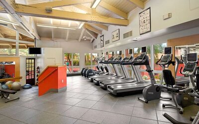 Gym at Hilton Phoenix Tapatio Cliffs Resort.