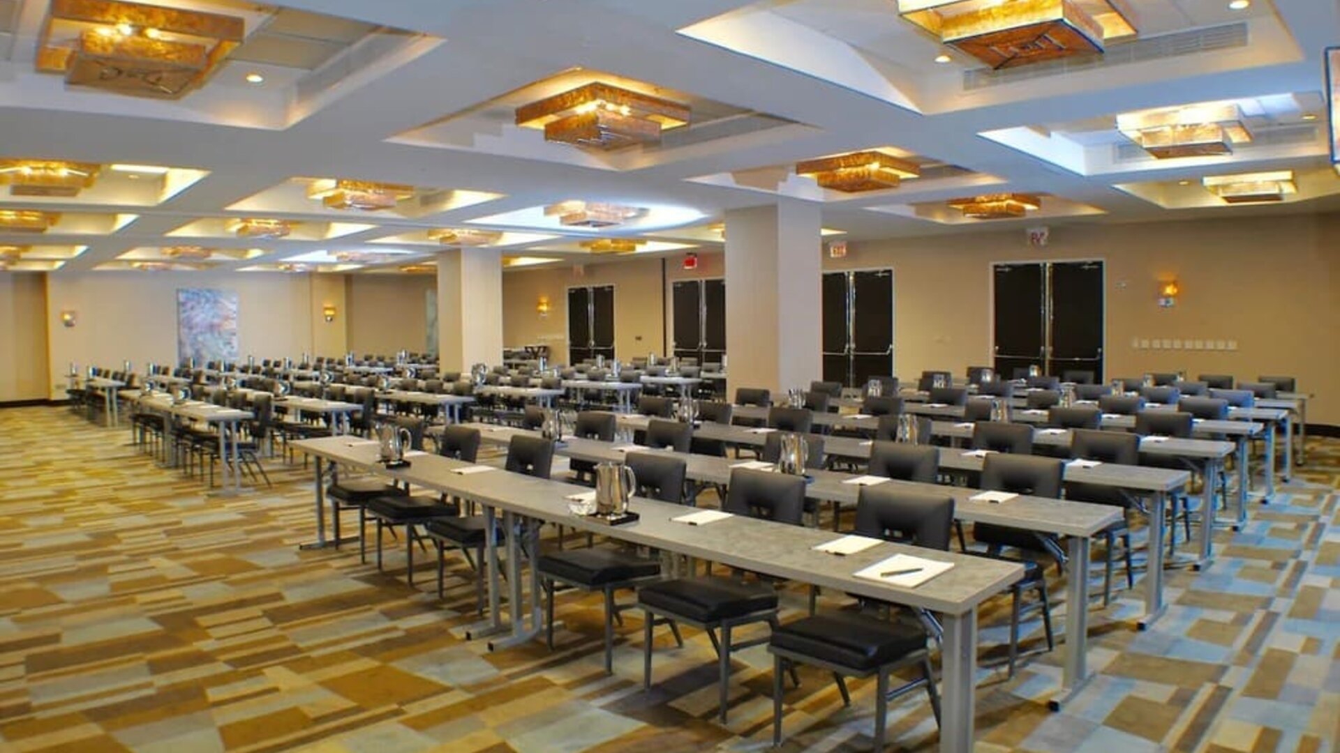 Meeting room at GALLERYone - A DoubleTree Suites By Hilton Hotel.