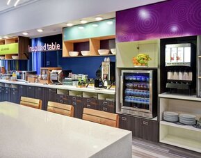 Dining area at Home2 Suites By Hilton San Francisco Airport North.