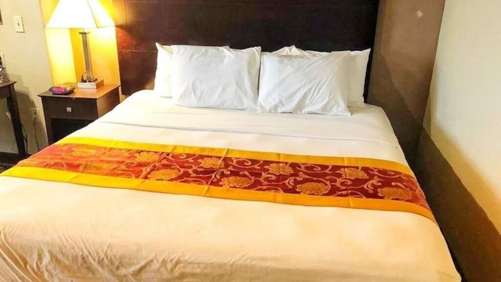 Day use room at Spark By Hilton Missouri City.