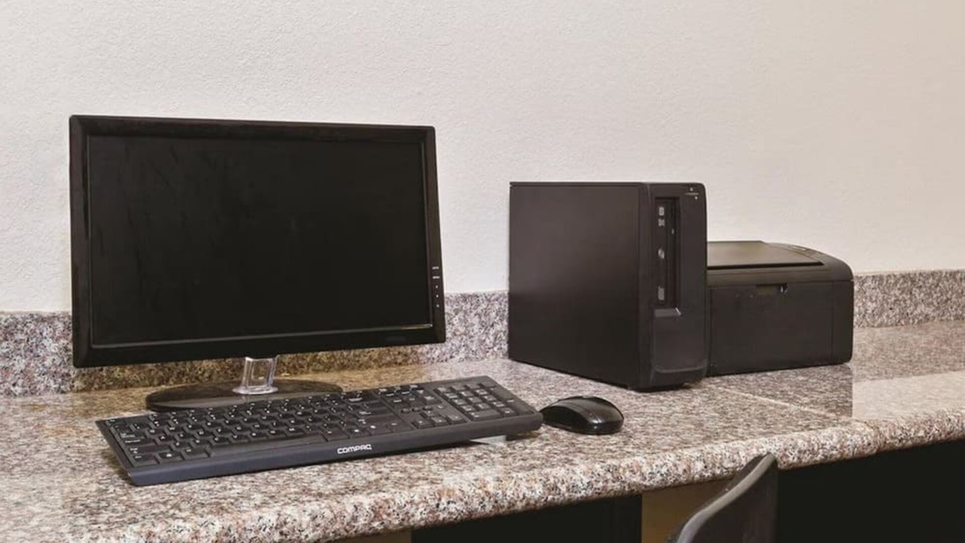 Business center at Spark By Hilton Missouri City.