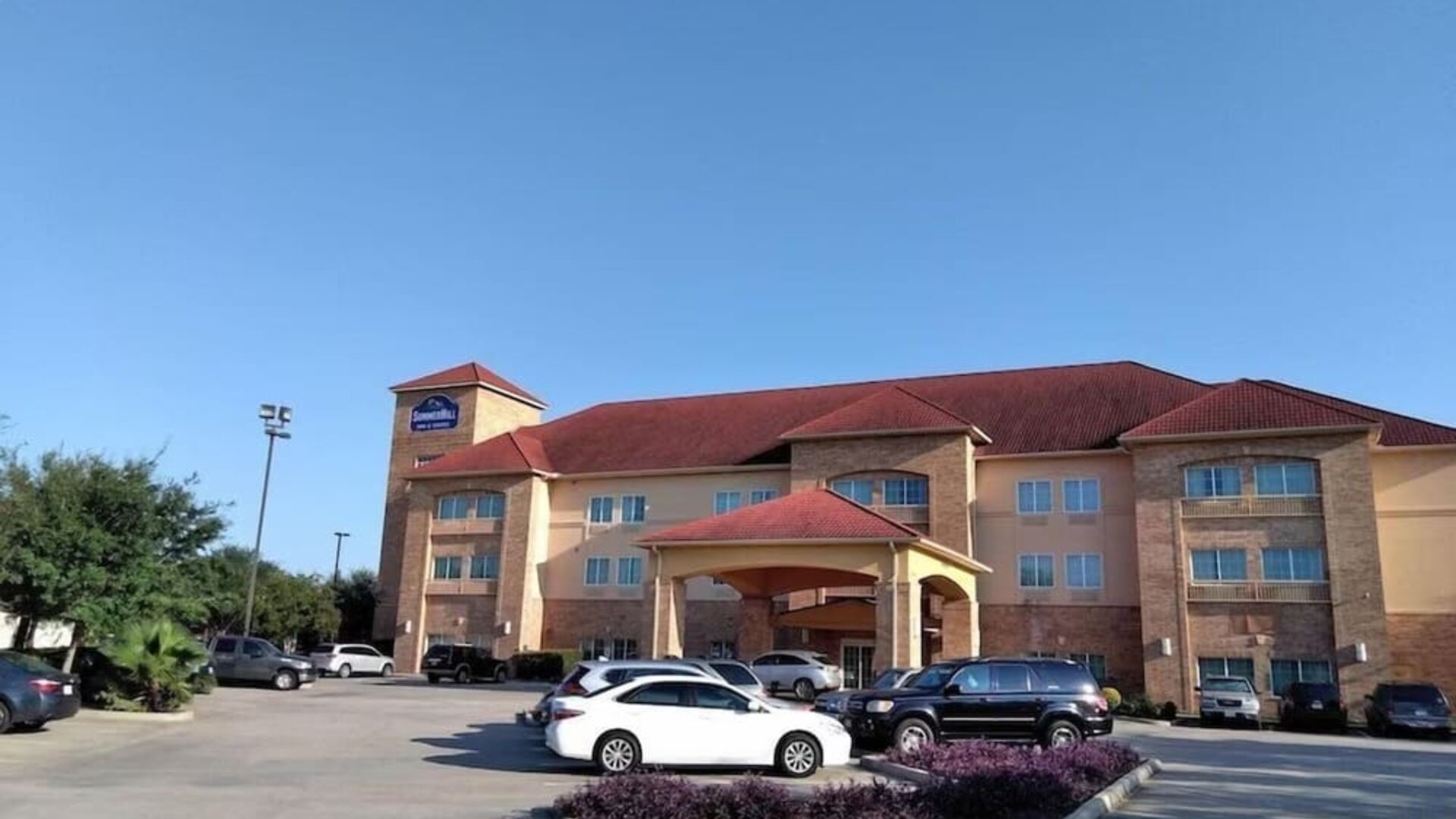 Parking available at Spark By Hilton Missouri City.