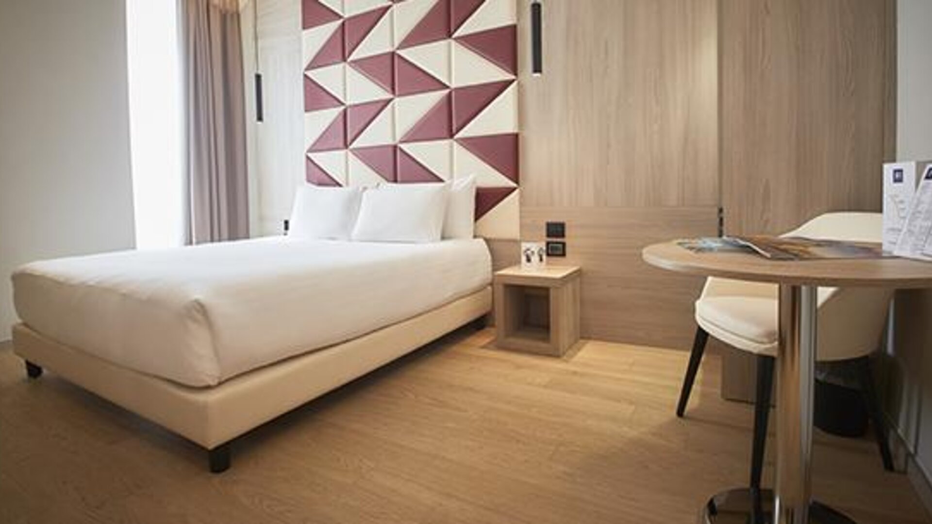 IH Hotels Milano Ambasciatori