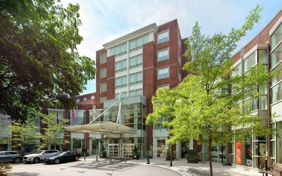 Hotel exterior at The Inn At Penn, A Hilton Hotel.