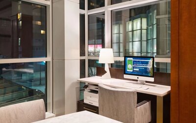 Work desk at The Inn At Penn, A Hilton Hotel.