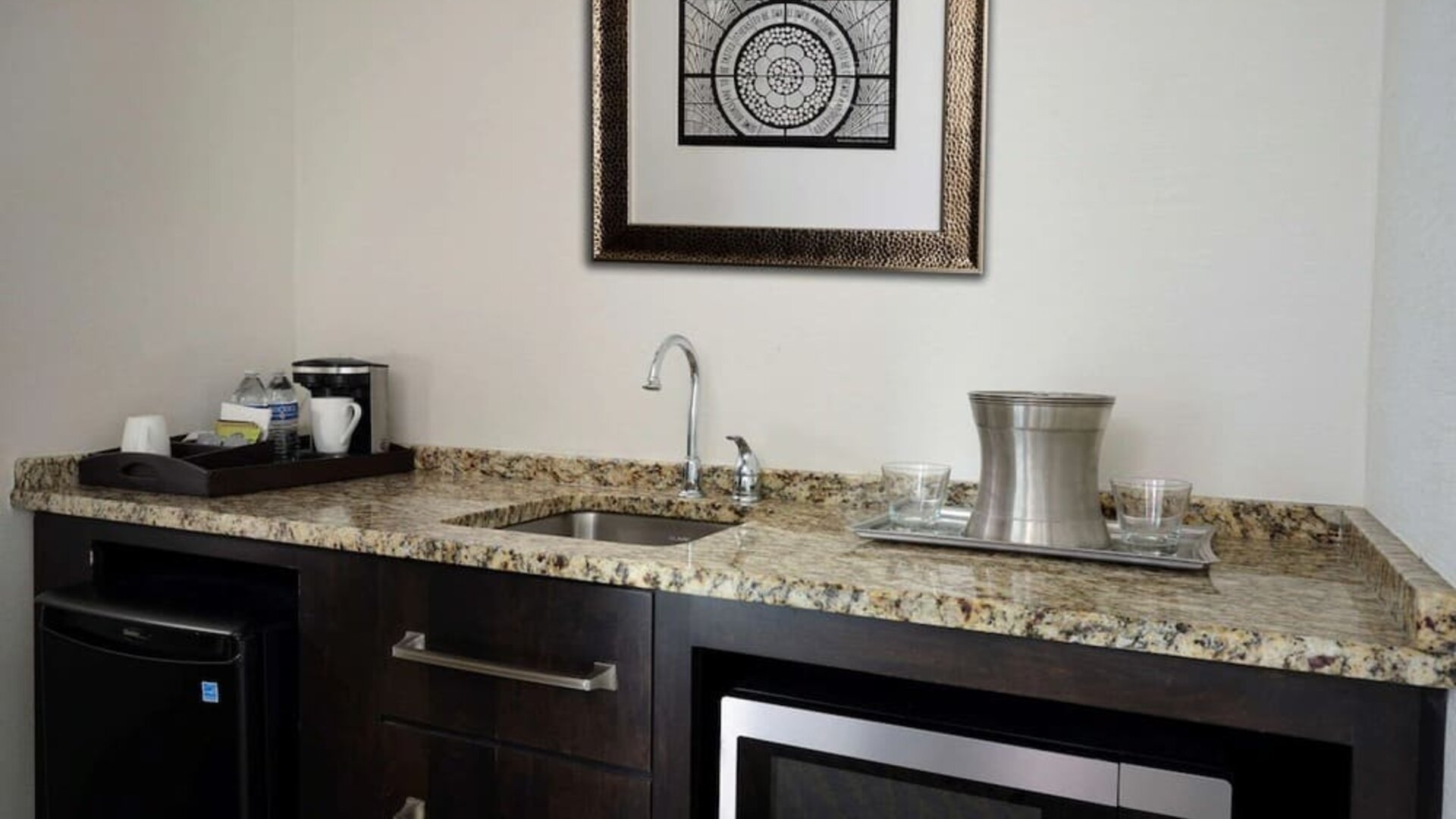 Day use room at The Inn At Penn, A Hilton Hotel.