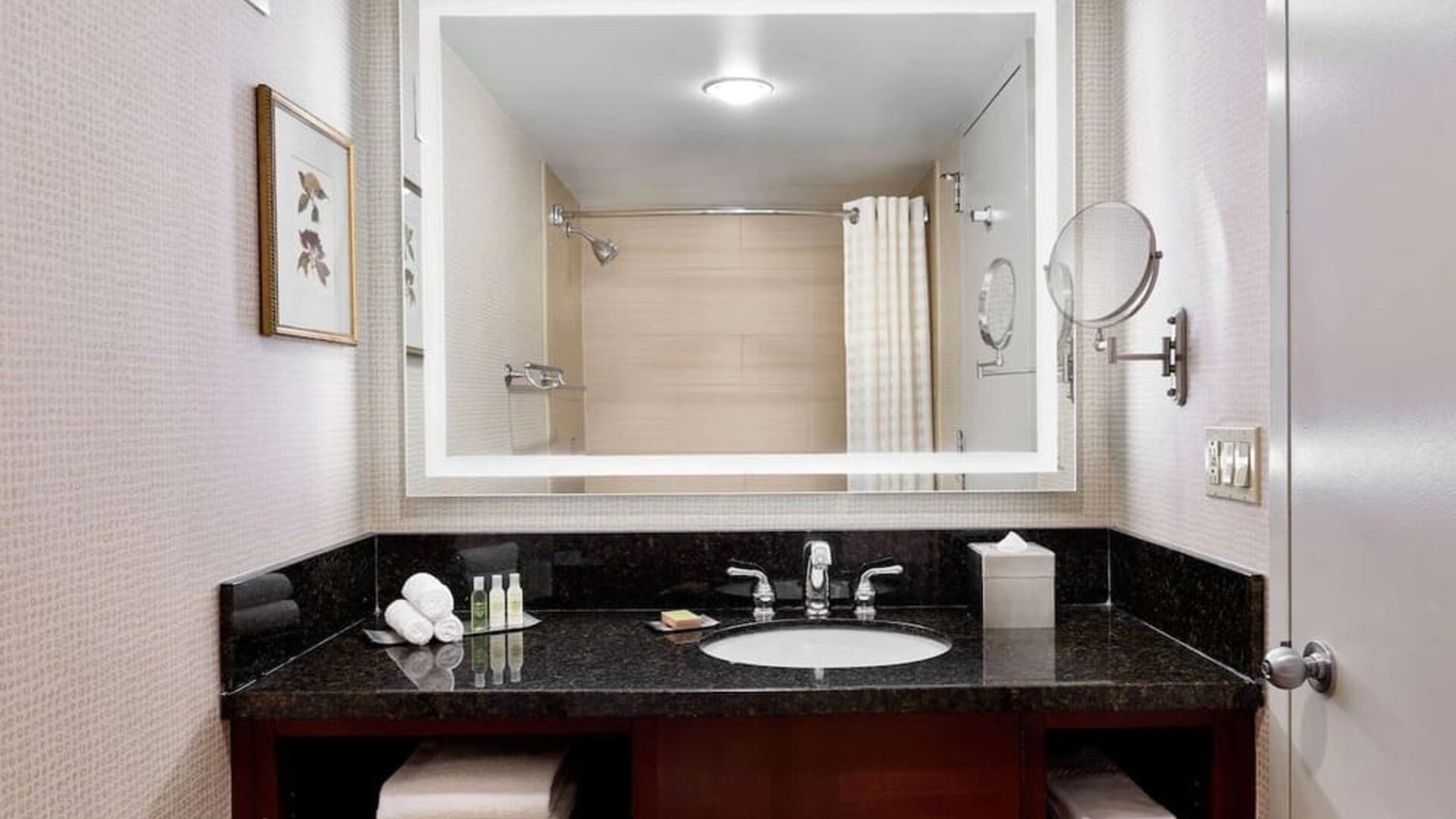 Day use room at DoubleTree By Hilton Philadelphia Center City.