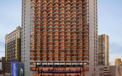 Hotel exterior at DoubleTree By Hilton Philadelphia Center City.