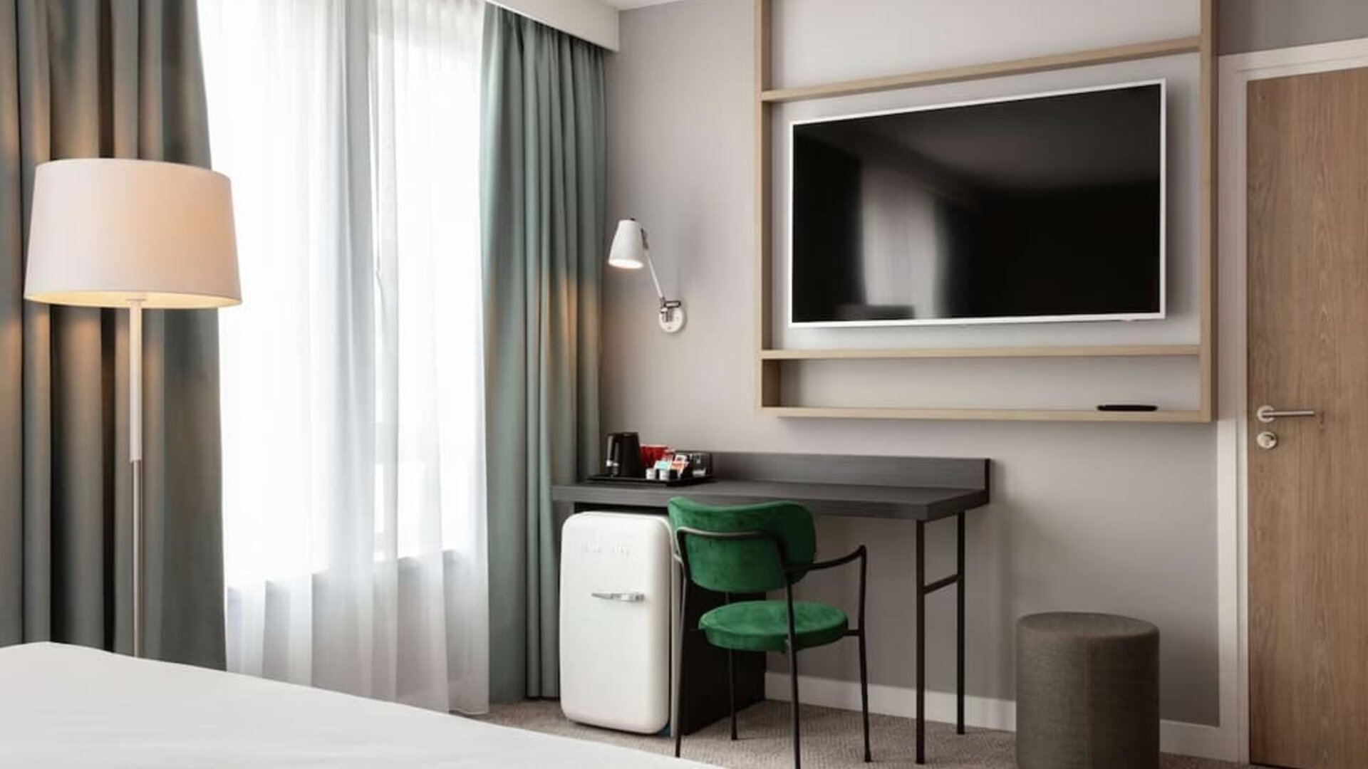 Day use room at Hilton Garden Inn Paris Orly Airport.