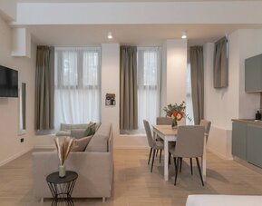 Aiello Hotels CItylife Apartments