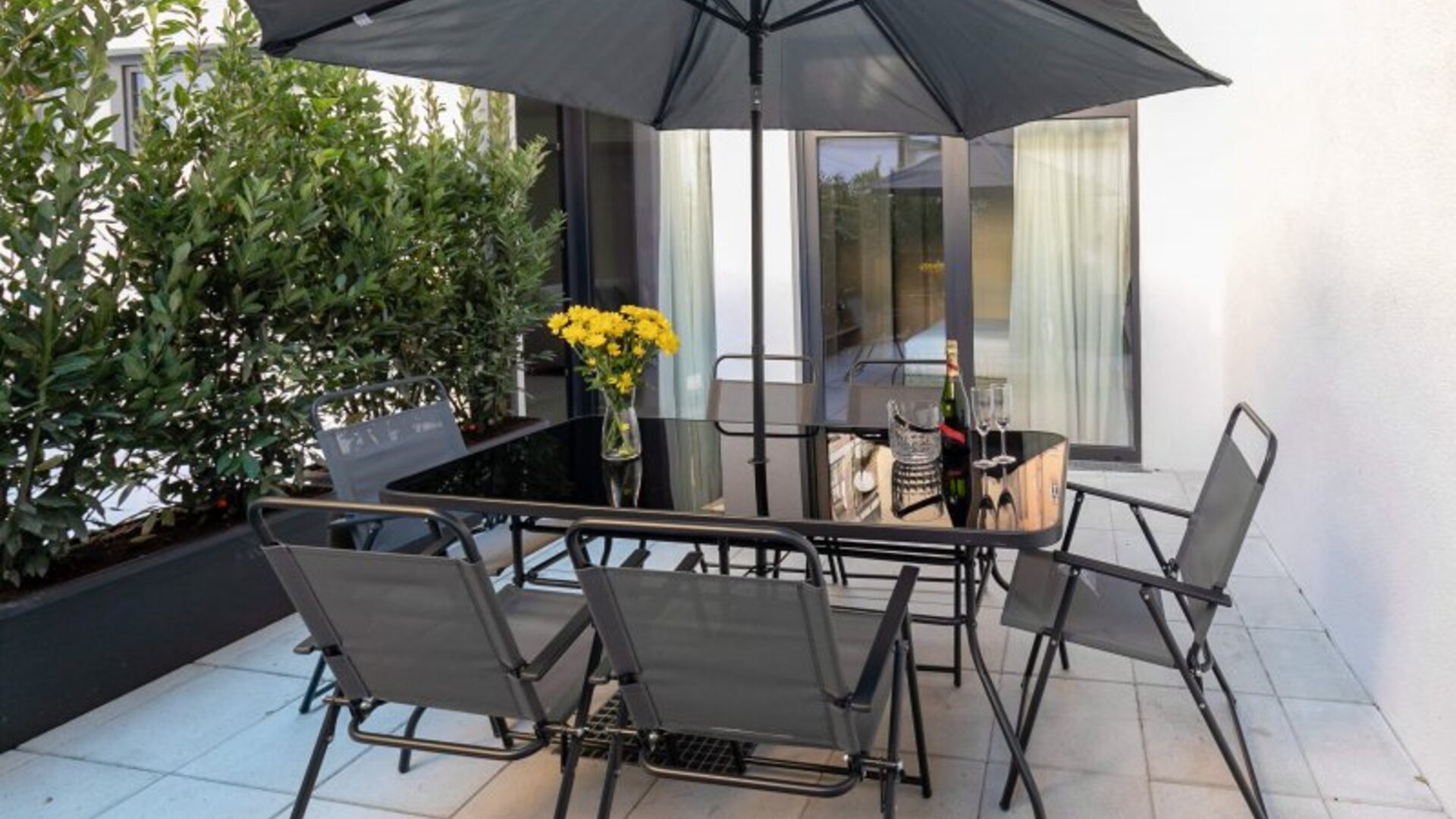 Aiello Hotels CItylife Apartments