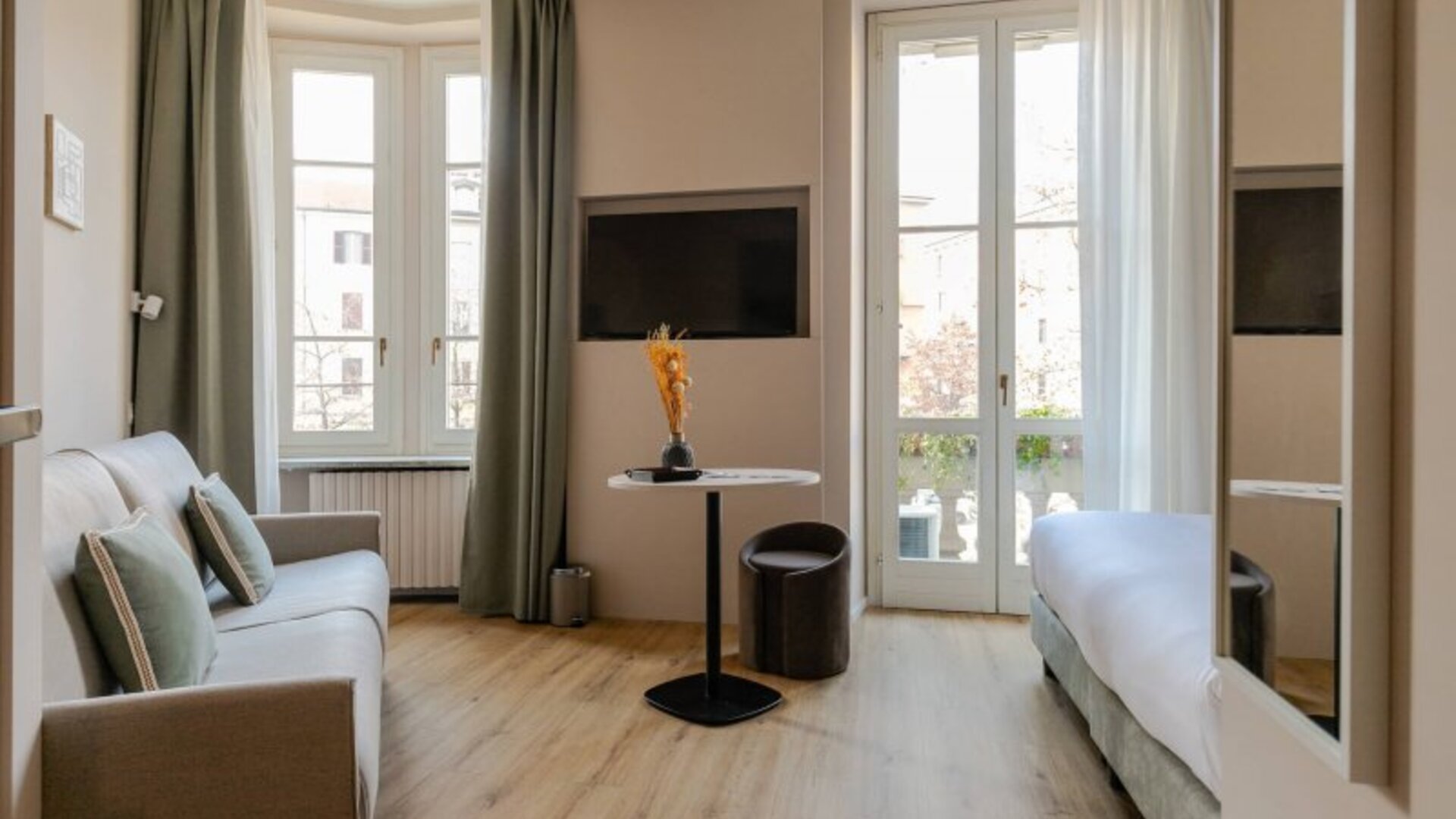 Aiello Hotels - Isola Design District