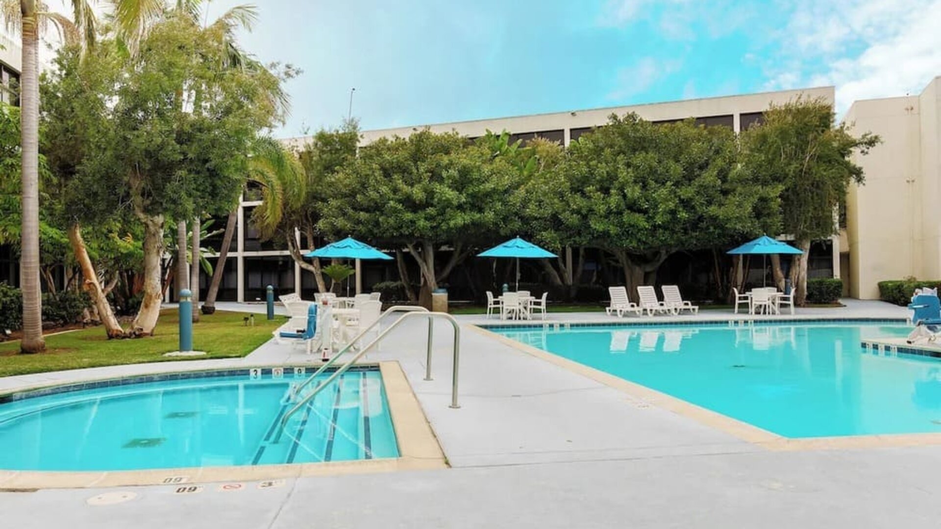 Outdoor pool at Four Points By Sheraton San Diego.