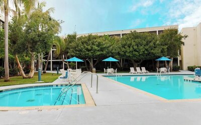 Outdoor pool at Four Points By Sheraton San Diego.