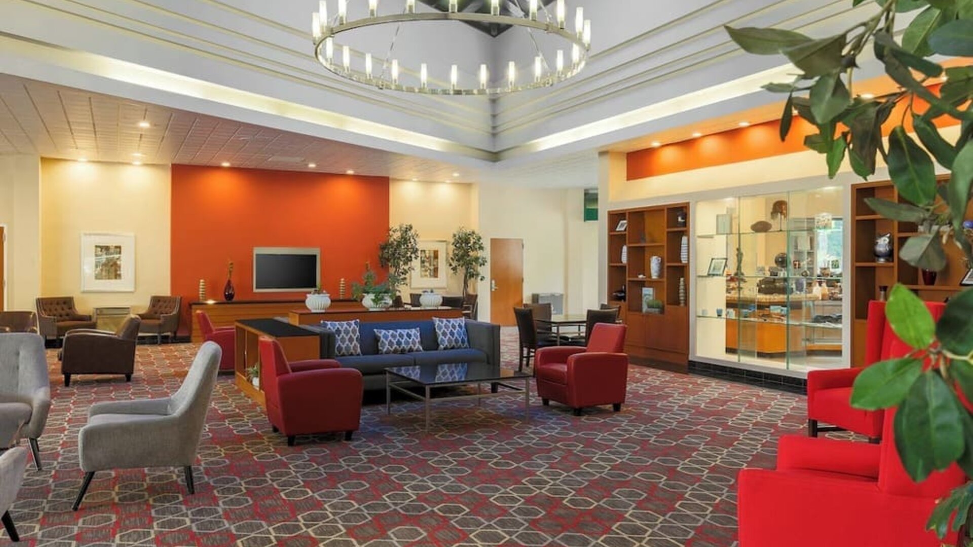 Lobby at Four Points By Sheraton San Diego.