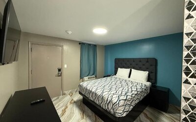 Day use room at Beauty Rest Hotel, Edison.