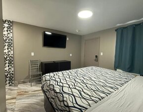 Day use room at Beauty Rest Hotel, Edison.