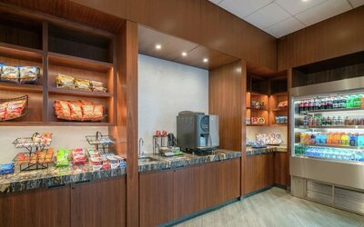 Dining room at Embassy Suites By Hilton Washington DC Georgetown.