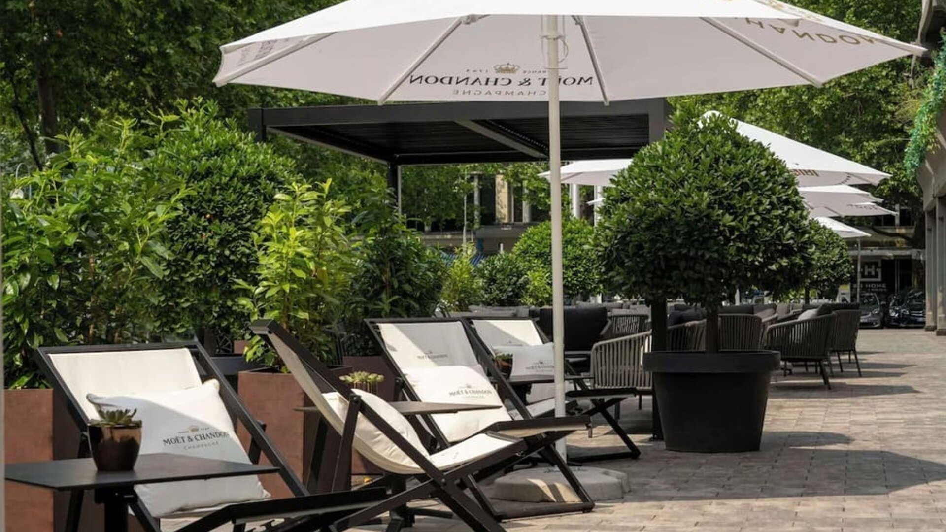 Outdoor terrace at DoubleTree By Hilton Berlin Ku'damm.