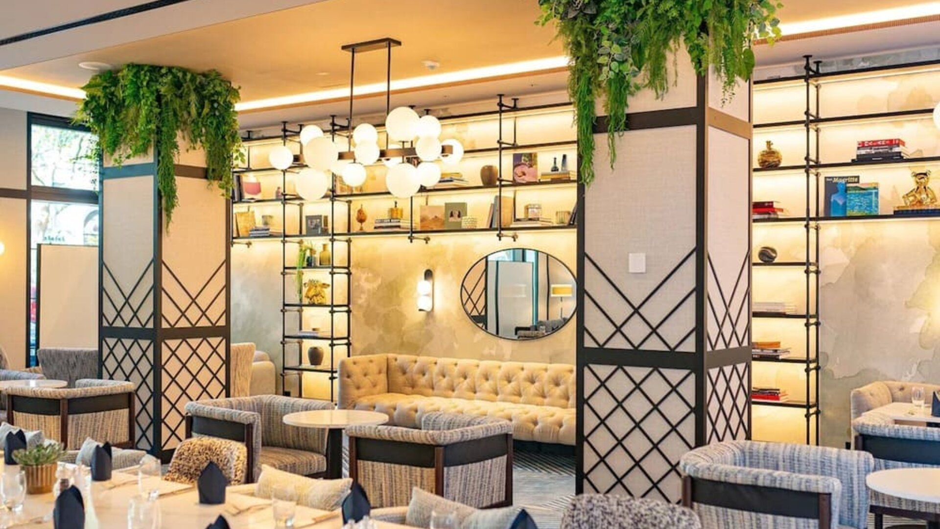 Dining room at DoubleTree By Hilton Berlin Ku'damm.