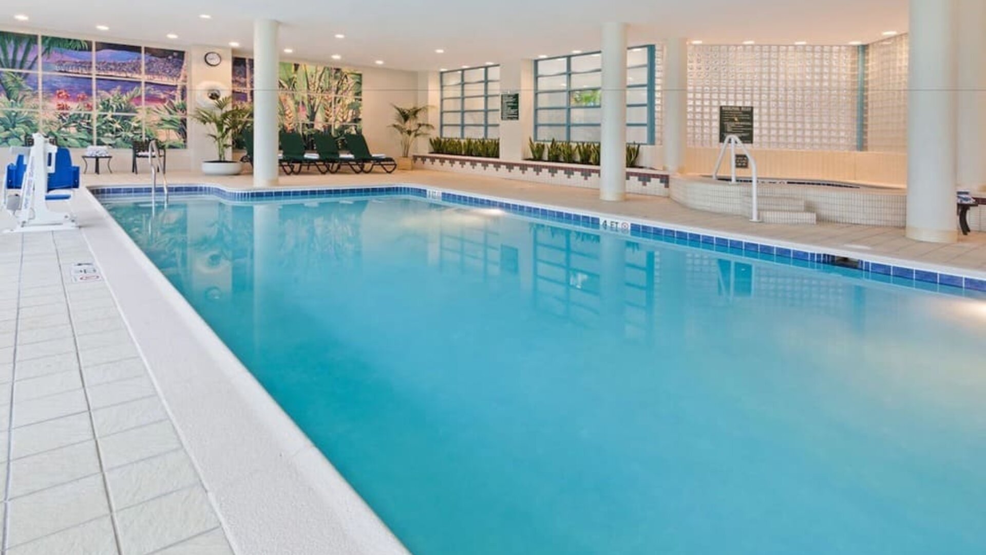 Indoor pool at Embassy Suites By Hilton Parsippany.