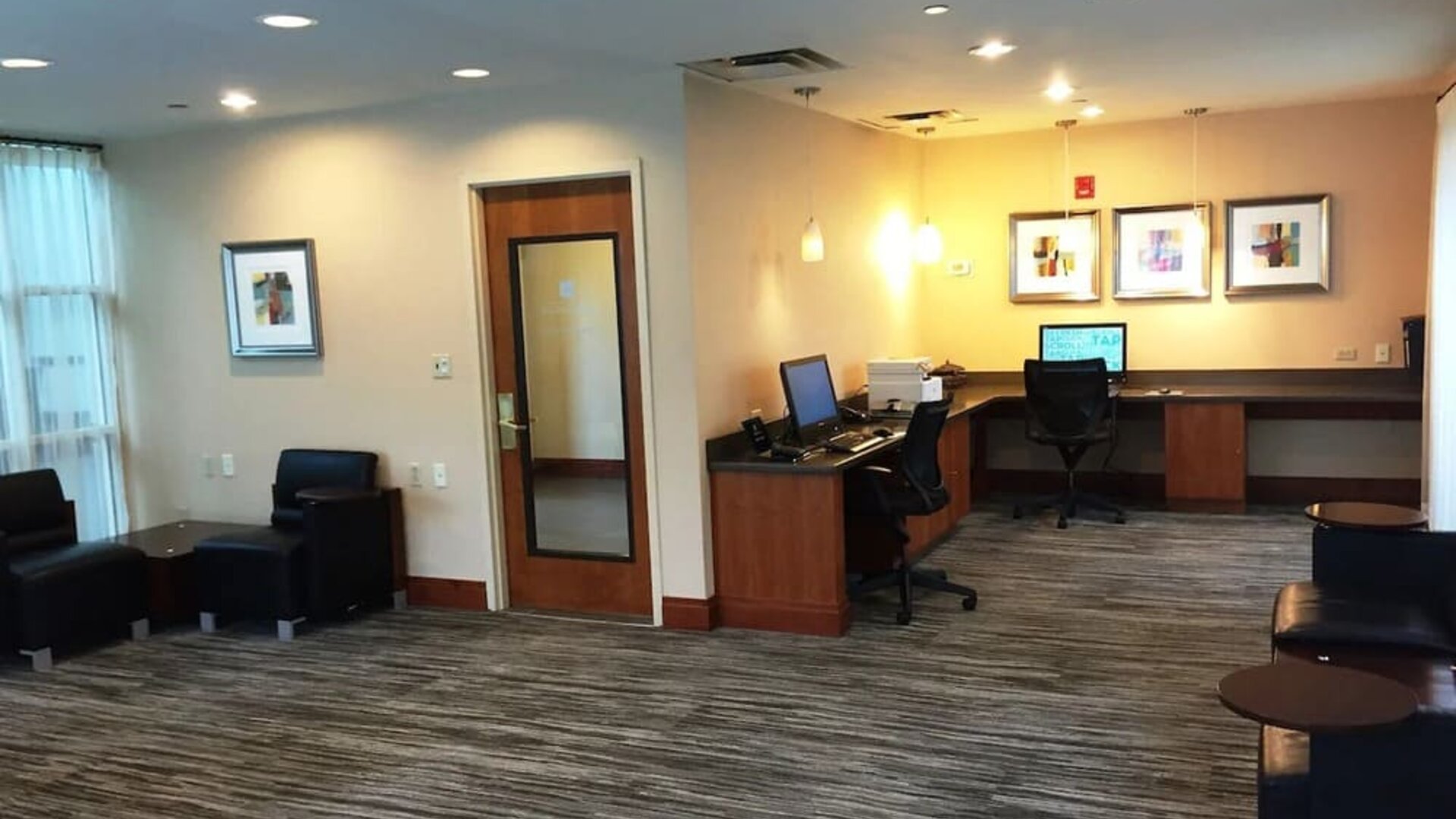 Business center at Embassy Suites By Hilton Parsippany.