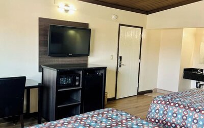 Day use room at Del Aire Inn.